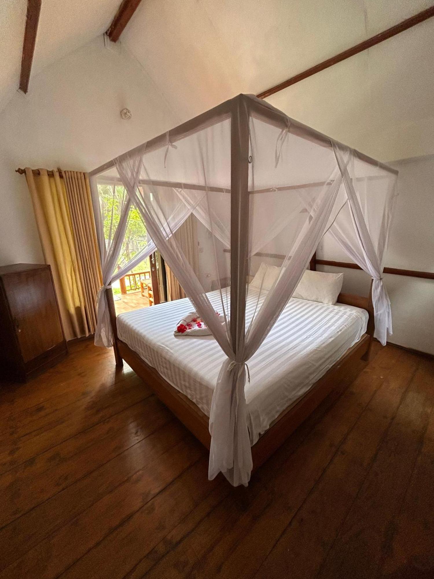 We'Be Cottages Gili Meno Pokoj fotografie